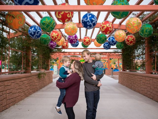 Family Pictures Session in Las Vegas by Lucy L Photography LLC