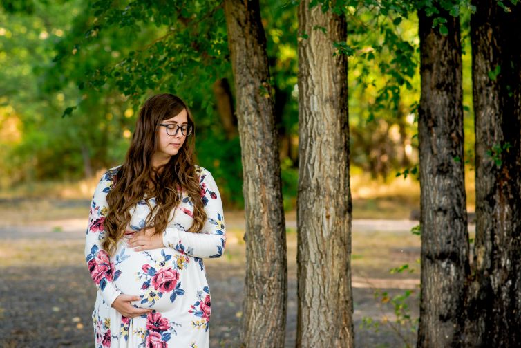 Donovans Maternity Session at Andersen Park in Pleasant Grove by Lucy L Photography LLC