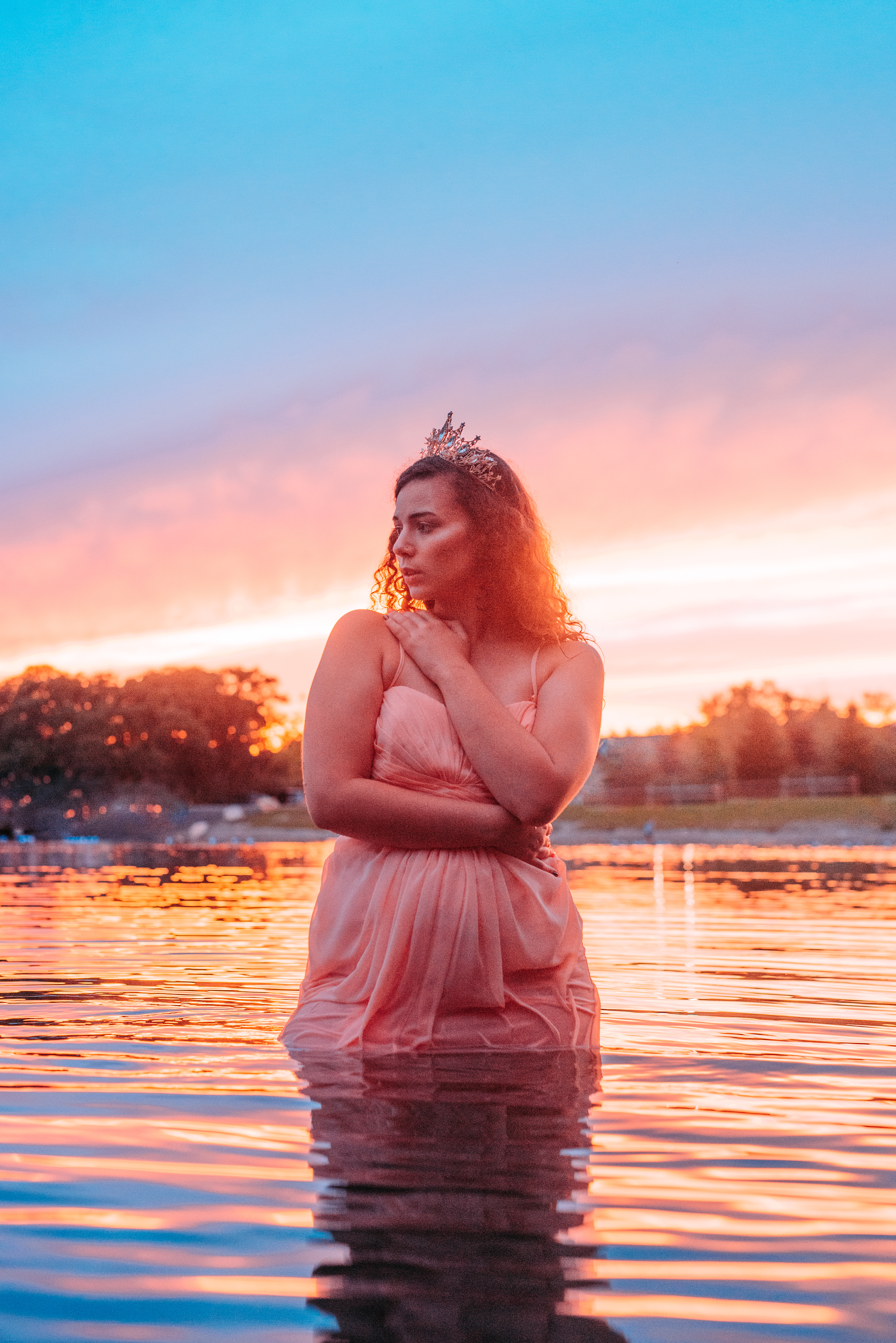 Lady of the Lake- Golden Hour Water Photoshoot in Utah- Lucy L Photography LLC